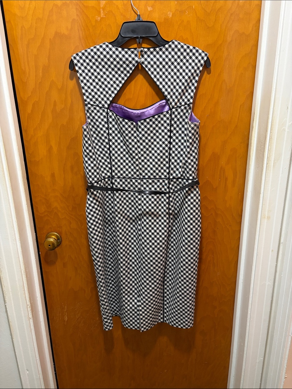 Black and White Gingham Midi Dress with belt - Picture 5 of 7